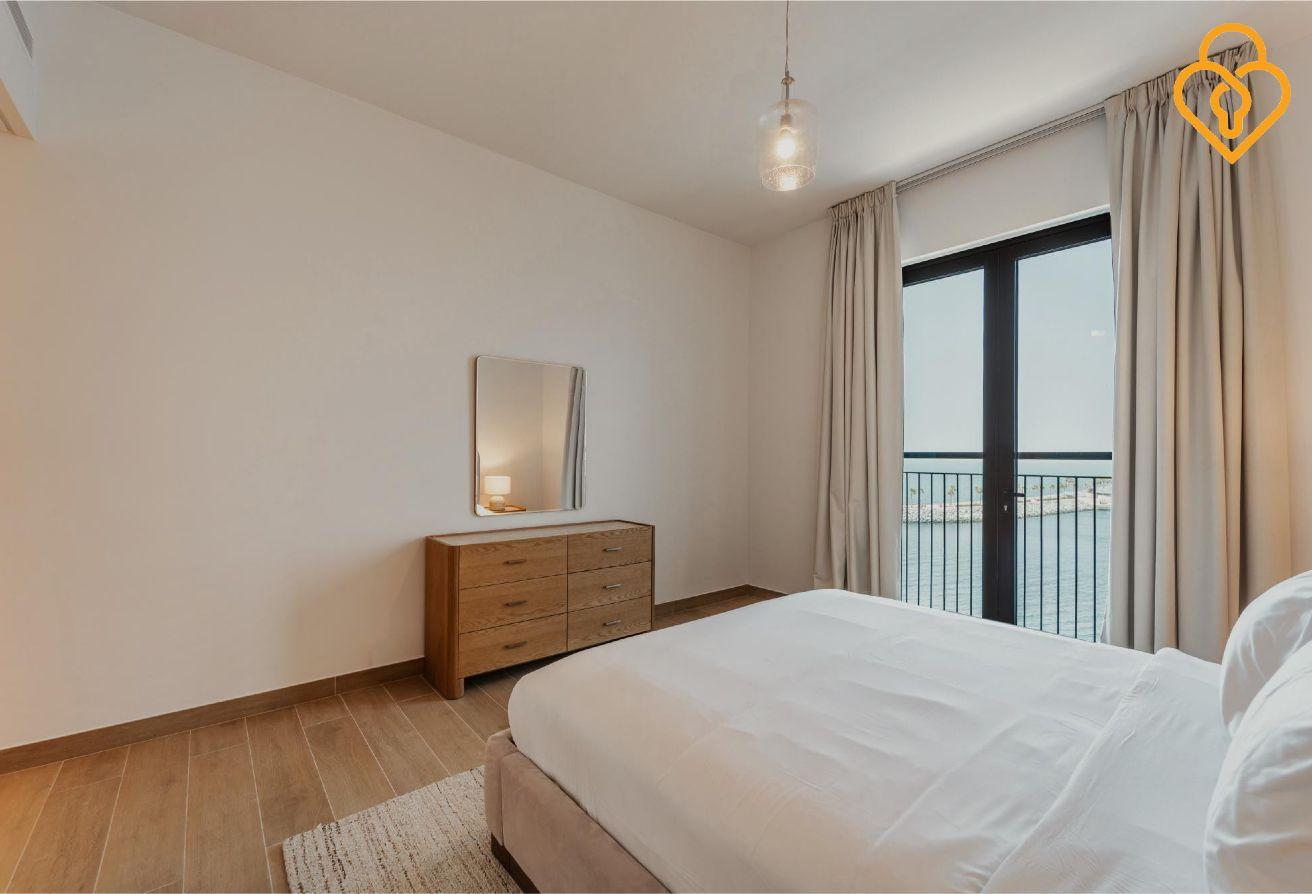 Luxury 3 BR Apt, Amazing Water Views in Jumeirah photo 19