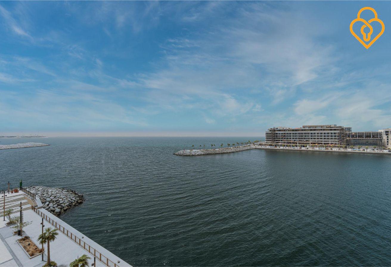 Luxury 3 BR Apt, Amazing Water Views in Jumeirah photo 9