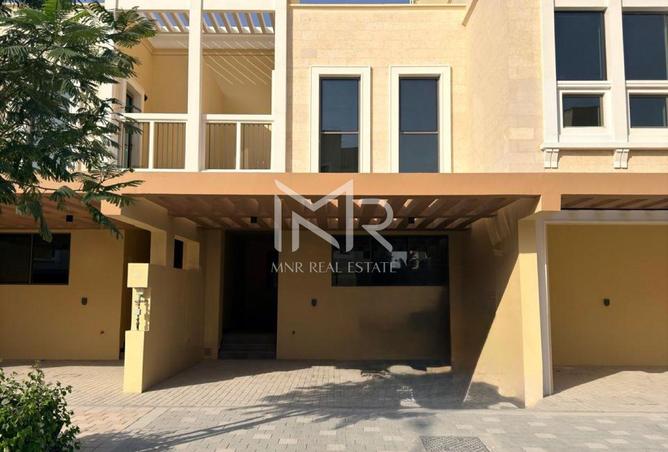 87032111 - Property Main Image