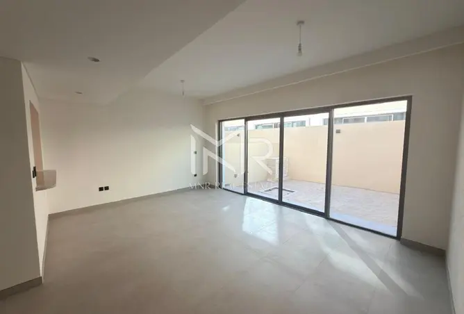 87032111 - Property Image 2