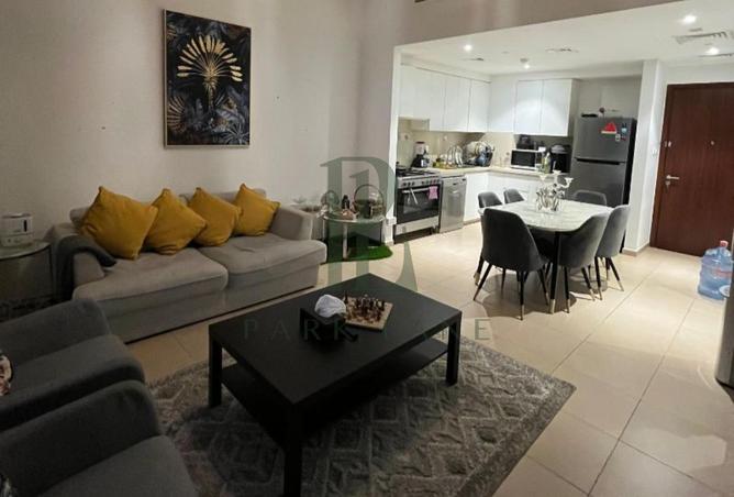 84067181 - Property Image 3