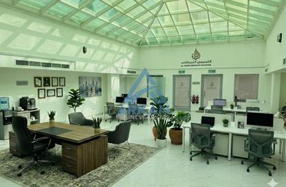 Office Space - Studio - 3 Bathrooms for rent in Royal House - Hor Al Anz - Deira - Dubai