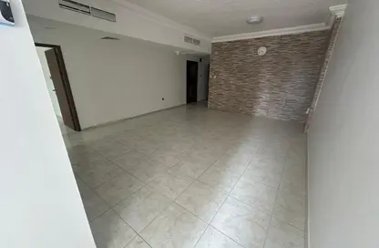 شقة - 2 غرف نوم - 2 حمامات للايجار في لؤلؤة المجاز - المجاز 2 - المجاز - الشارقة