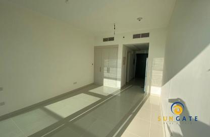 Apartment - Studio - 1 Bathroom for rent in Carson A - Carson - Damac Hills - Dubai