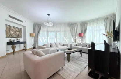 شقة - 3 غرف نوم - 4 حمامات للايجار في الحصير - مساكن شور لاين - نخلة جميرا - دبي