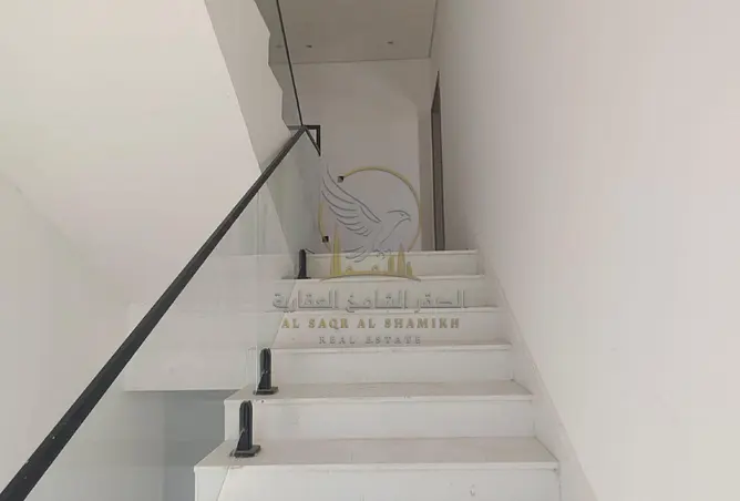 162801390 - Property Image 3