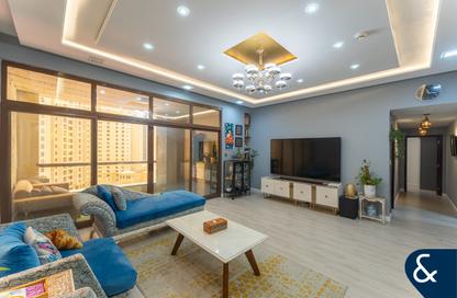 Apartment - 1 - 2 for rent in Bahar 4 - Bahar - Jumeirah Beach Residence - Dubai