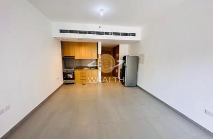 Apartment - Studio - 1 Bathroom for rent in Al Mamsha - Muwaileh - Sharjah