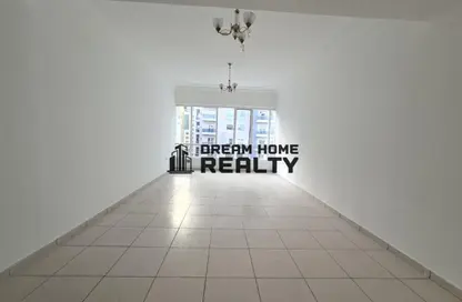 شقة - 2 غرف نوم - 3 حمامات للايجار في شارع التعاون الجديد - التعاون - الشارقة