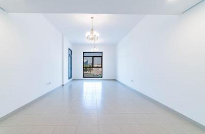 Apartment - 3 Bedrooms - 5 Bathrooms for rent in Al Hamriya 640 - Al Hamriya - Bur Dubai - Dubai Apartment - 3 Bedrooms - 5 Bathrooms for rent in Al Hamriya 640 - Al Hamriya - Bur Dubai - Dubai