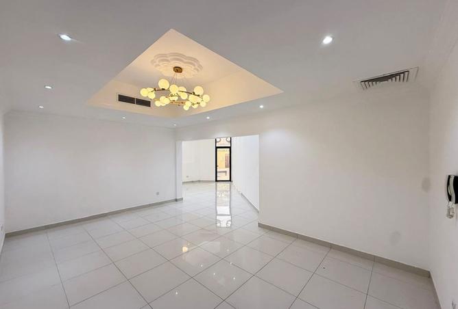 123820462 - Property Image 3