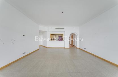 Apartment - 2 Bedrooms - 3 Bathrooms for rent in Al Haseer - Shoreline Apartments - Palm Jumeirah - Dubai