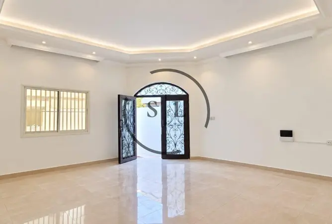 145536524 - Property Image 2
