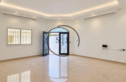 Villa - 3 - 3 for rent in Al Barsha 2 - Al Barsha - Dubai