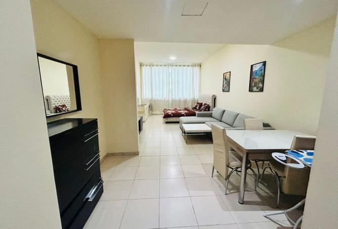 107289371 - Property Image 2