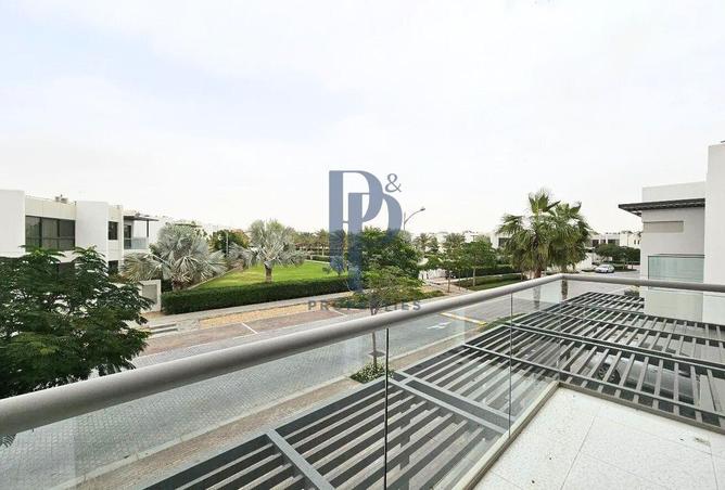 104681387 - Property Image 2