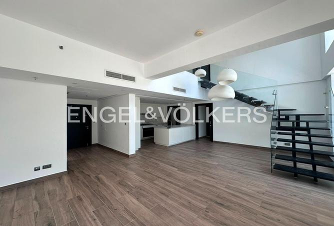 102009466 - Property Main Image