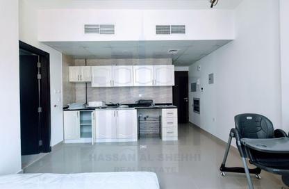 Apartment - Studio - 1 for rent in Fire Station Road - Muwaileh - Sharjah