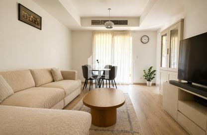 Villa - 2 Bedrooms - 3 Bathrooms for rent in Springs 14 - The Springs - Dubai