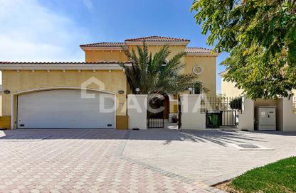 Villa - 3 Bedrooms - 3 Bathrooms for rent in District 7 - Jumeirah Park - Dubai