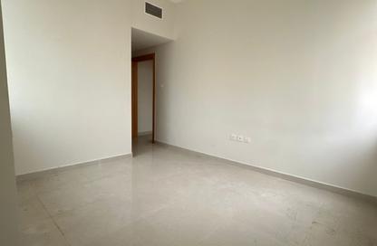 Apartment - 2 - 2 for sale in Gulf Tower - Emirates City - Ajman