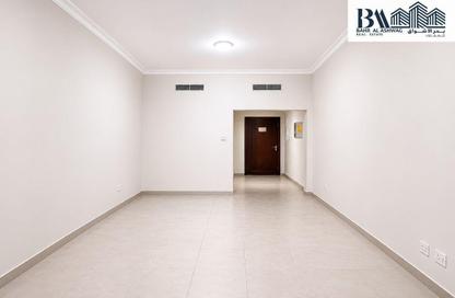 Apartment - 2 Bedrooms - 3 Bathrooms for rent in Al Muraqqabat - Deira - Dubai Apartment - 2 Bedrooms - 3 Bathrooms for rent in Al Muraqqabat - Deira - Dubai