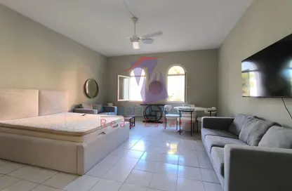 Apartment - 1 Bathroom for rent in Building U17 - Italy Cluster - International City - Dubai