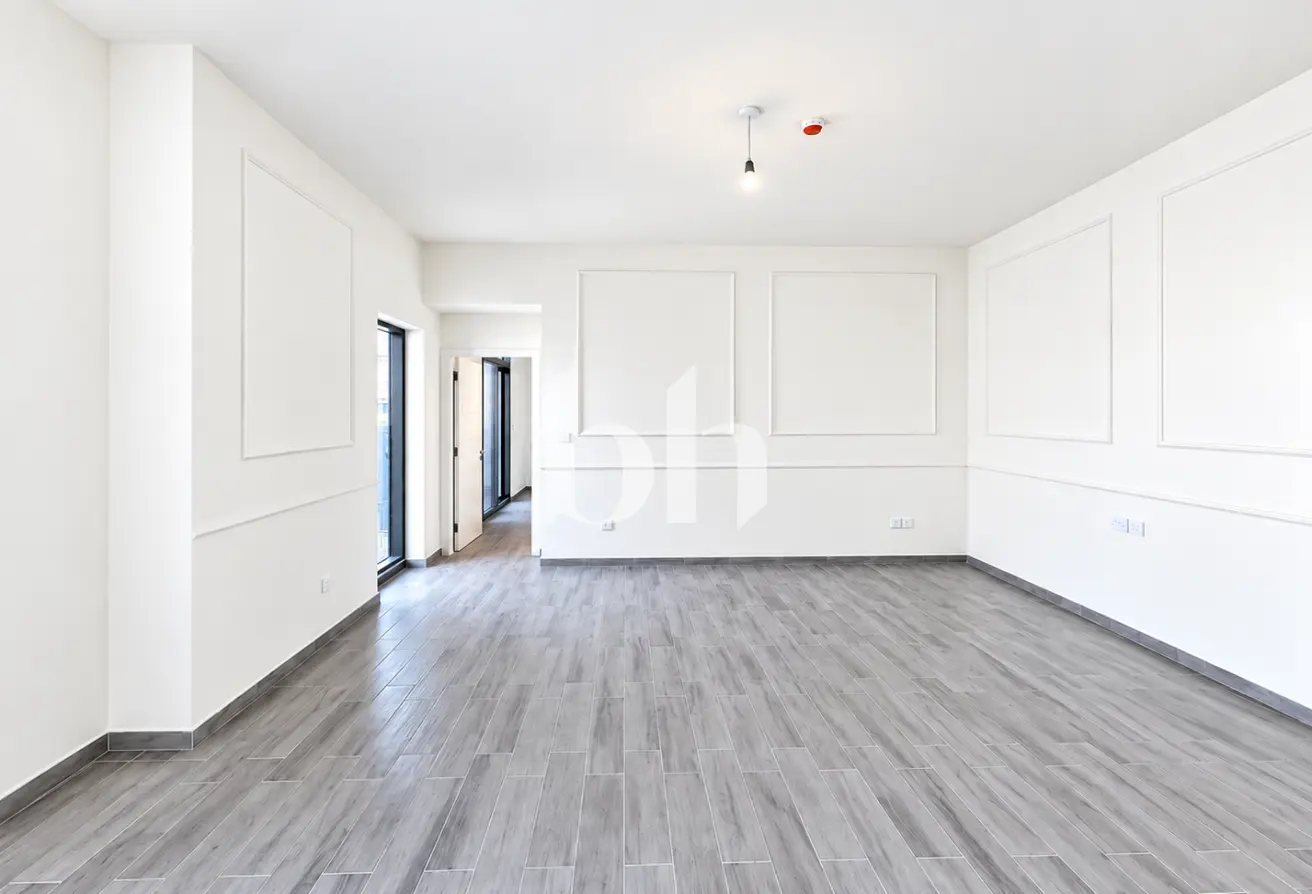 166560416 - Property Main Image