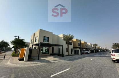Townhouse - 4 Bedrooms - 5 Bathrooms for sale in Sharjah Sustainable City - Sharjah