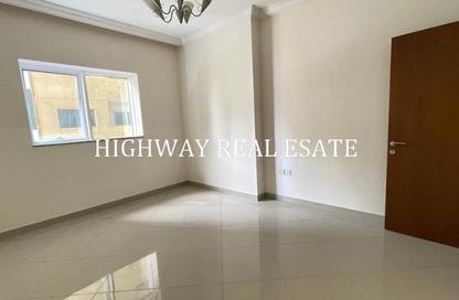 Apartment - 1 - 1 for rent in Rasheed Tower 3 - Al Taawun - Sharjah