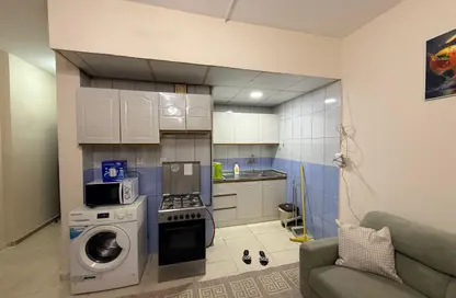 شقة - 1 حمام للايجار في القليعة - الشرق - الشارقة