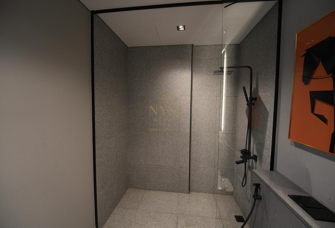 Fully Furnished | Vacant| Modern Layout photo 11