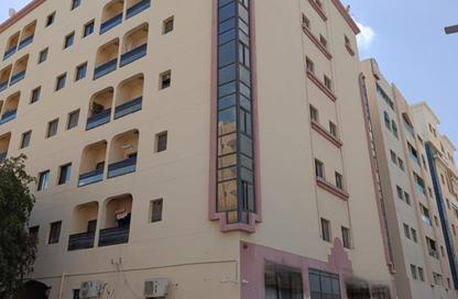 Whole Building - 7+ Bedrooms - 7+ Bathrooms for sale in Al Butina - Sharjah Whole Building - 7+ Bedrooms - 7+ Bathrooms for sale in Al Butina - Sharjah