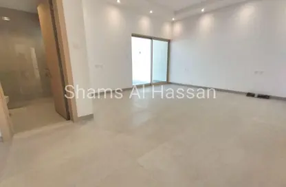 Villa - 3 Bedrooms - 5 Bathrooms for rent in Nad Al Sheba 4 - Nad Al Sheba - Dubai