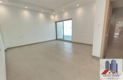 Villa - 3 Bedrooms - 5 Bathrooms for rent in Nad Al Sheba 4 - Nad Al Sheba - Dubai Villa - 3 Bedrooms - 5 Bathrooms for rent in Nad Al Sheba 4 - Nad Al Sheba - Dubai