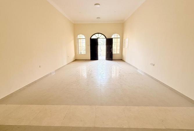 77806554 - Property Image 3