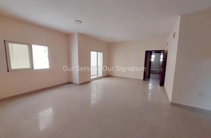 Apartment - 2 Bedrooms - 3 Bathrooms for rent in New Al Taawun Road - Al Taawun - Sharjah