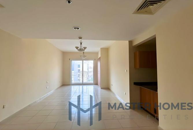 94010796 - Property Main Image