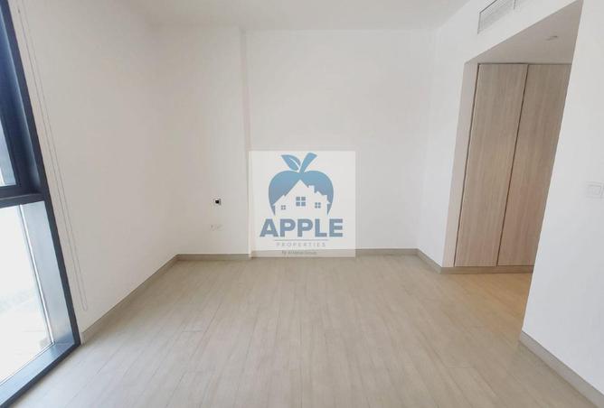 96527473 - Property Image 2