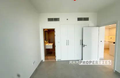 Apartment - 1 Bedroom - 2 Bathrooms for rent in Cubix Residences - District 12 - Jumeirah Village Circle - Dubai
