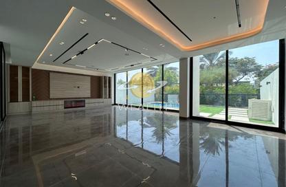 Villa - 4 - 6 for sale in Al Zorah - Ajman