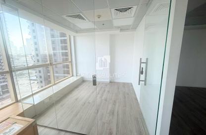 Office Space - Studio - 1 Bathroom for rent in Fortune Executive - JLT Cluster T - Jumeirah Lake Towers - Dubai