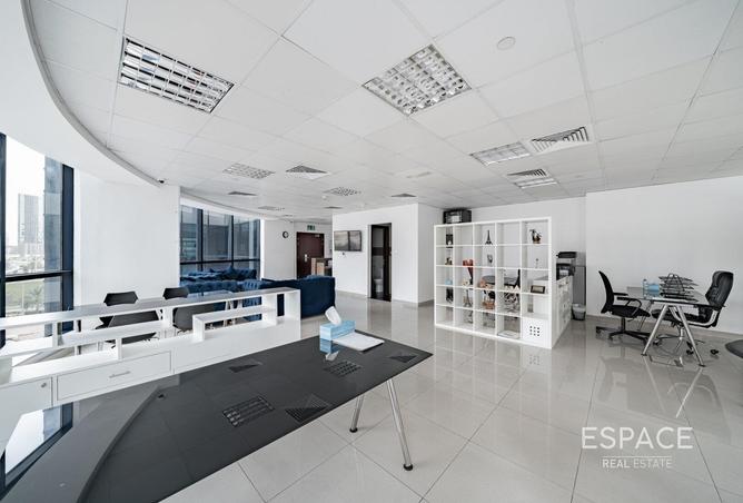 80256387 - Property Image 2