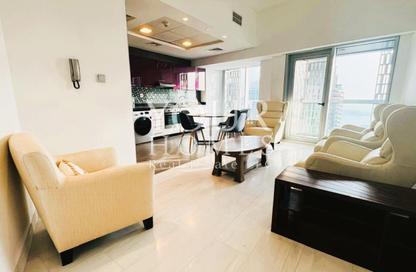 Apartment - 1 - 2 for rent in Cayan Tower - Dubai Marina - Dubai