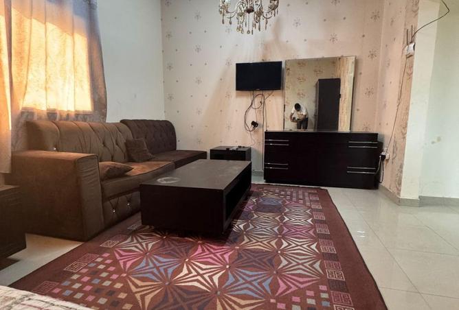 16218010 - Property Image 3