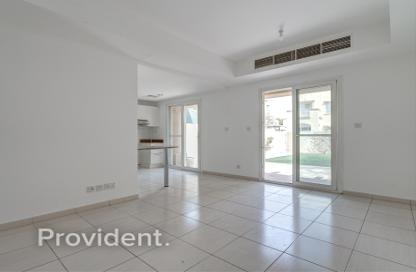 Villa - 2 - 3 for rent in Springs 6 - The Springs - Dubai Villa - 2 - 3 for rent in Springs 6 - The Springs - Dubai