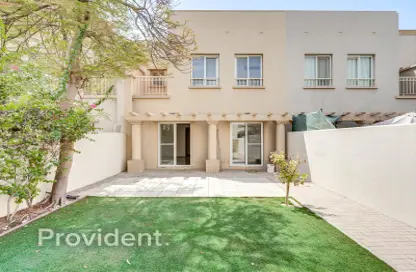 Villa - 2 Bedrooms - 3 Bathrooms for rent in Springs 6 - The Springs - Dubai