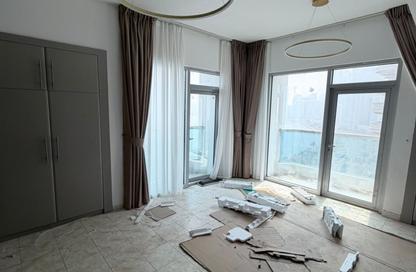 Apartment - 2 - 3 for sale in Al Dana Tower - Al Majaz 3 - Al Majaz - Sharjah