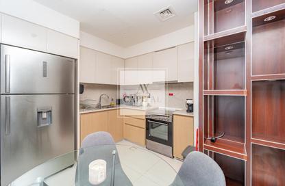 Apartment - 2 Bedrooms - 2 Bathrooms for rent in Burj Royale - Downtown Dubai - Dubai