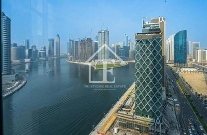 Apartment - Studio - 1 Bathroom for rent in Damac Maison Prive A - Damac Maison Prive - Business Bay - Dubai